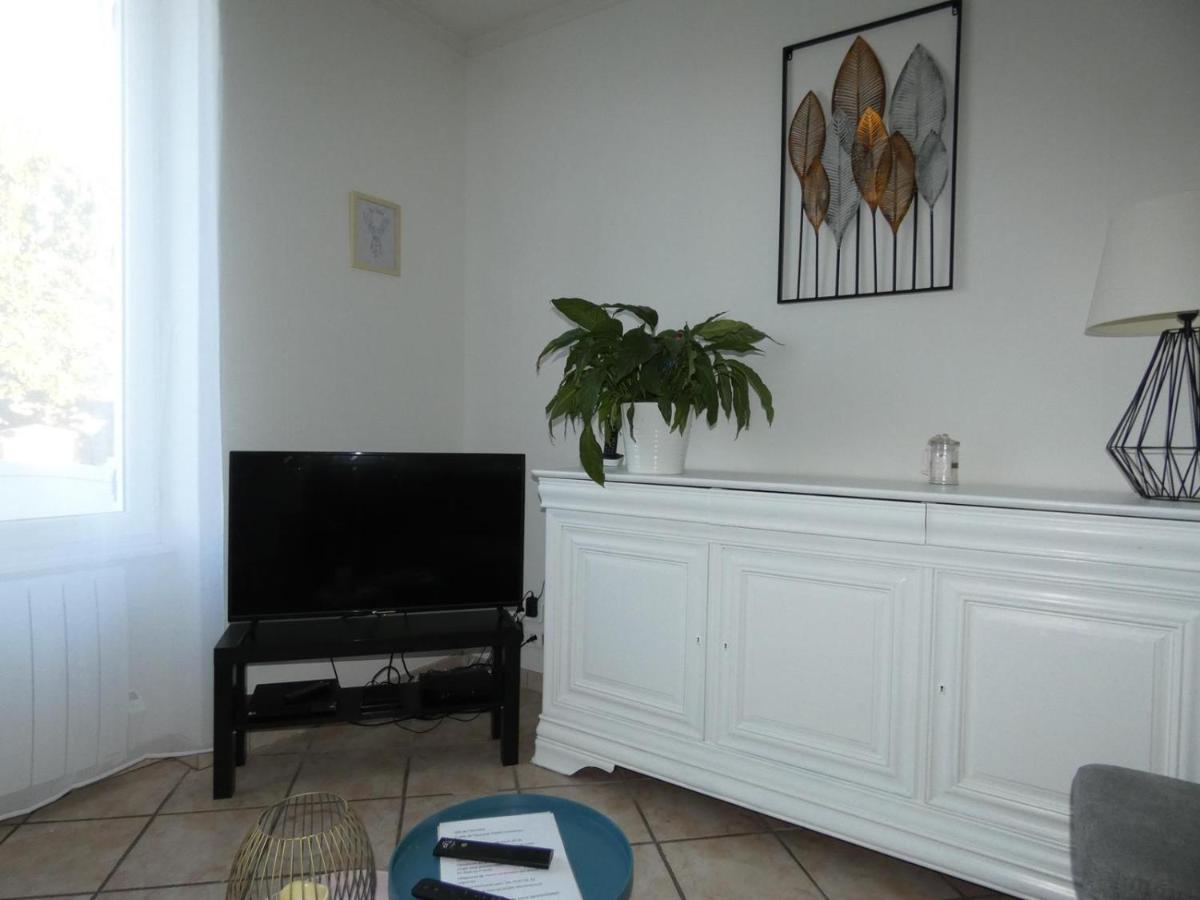 Gite De L Epinette Commentry Ngoại thất bức ảnh